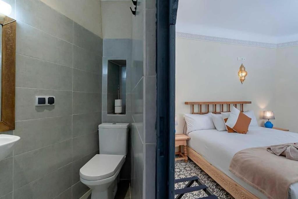 Taher - Piscine - Wifi Fibre Optique - Petit Dejeuner بيت للعطل