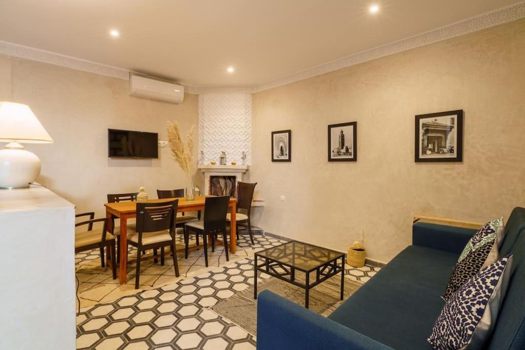 بيت للعطل Taher - Piscine - Wifi Fibre Optique - Petit Dejeuner