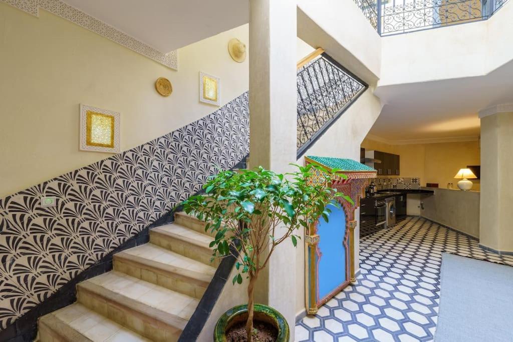 بيت للعطل Taher - Piscine - Wifi Fibre Optique - Petit Dejeuner مراكش